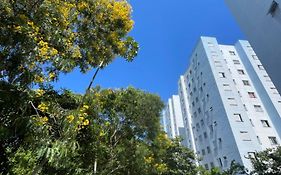 Apartamento Na Martim De Sa - 850 Metros Da Praia - Wi-Fi - Estacionamento